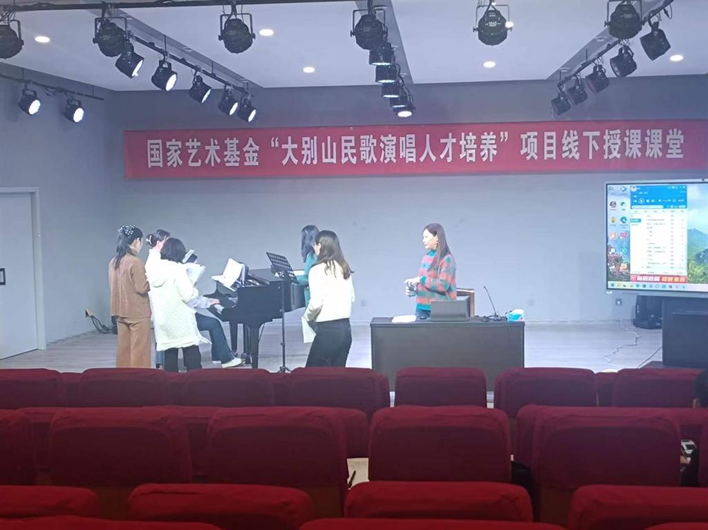 皇冠体体育官网