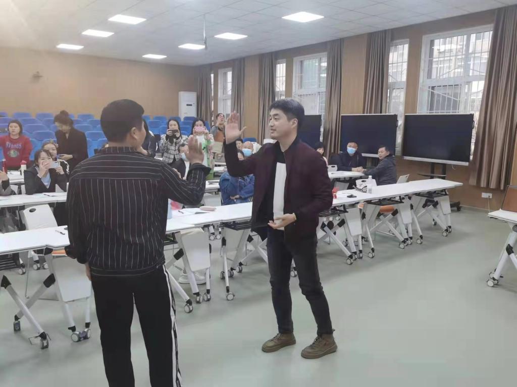 皇冠体体育官网