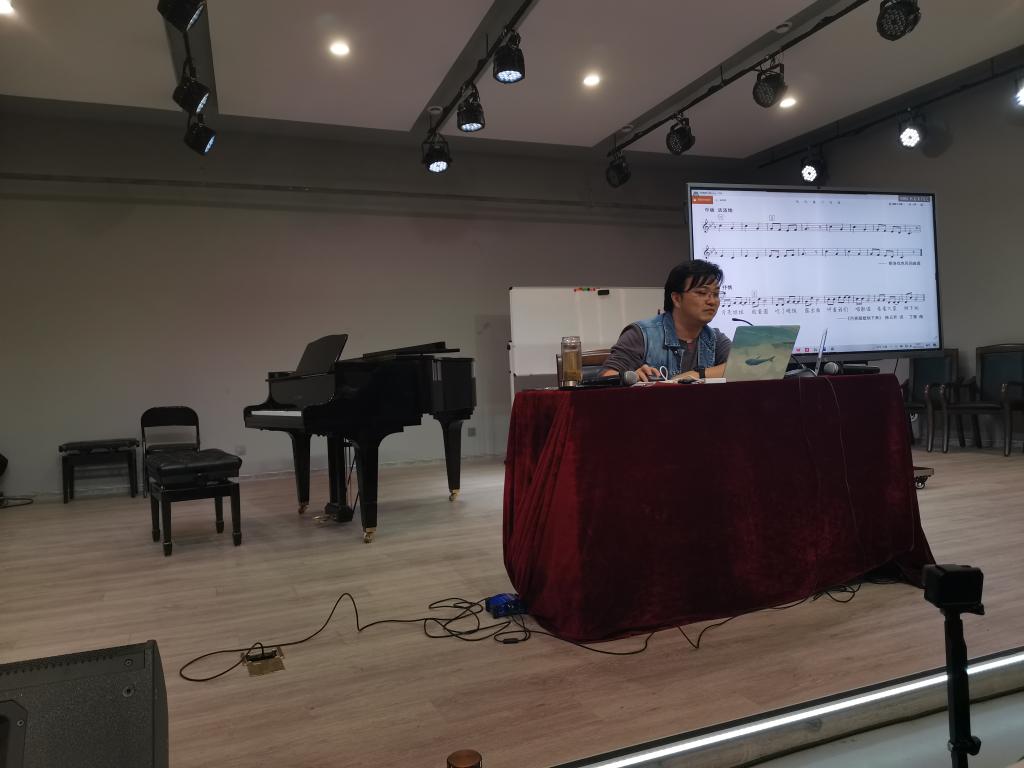 皇冠体体育官网