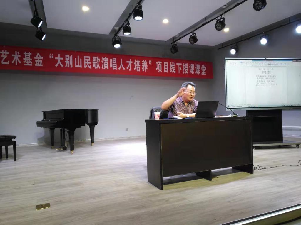 皇冠体体育官网