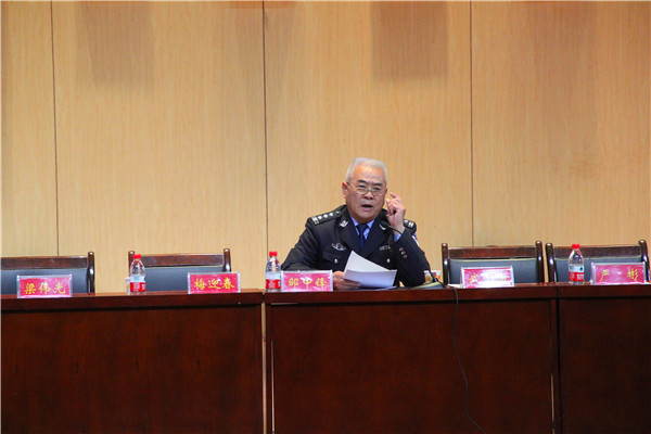 2016112410380625.jpg 皇冠体体育官网召开学生安全教育知识讲座