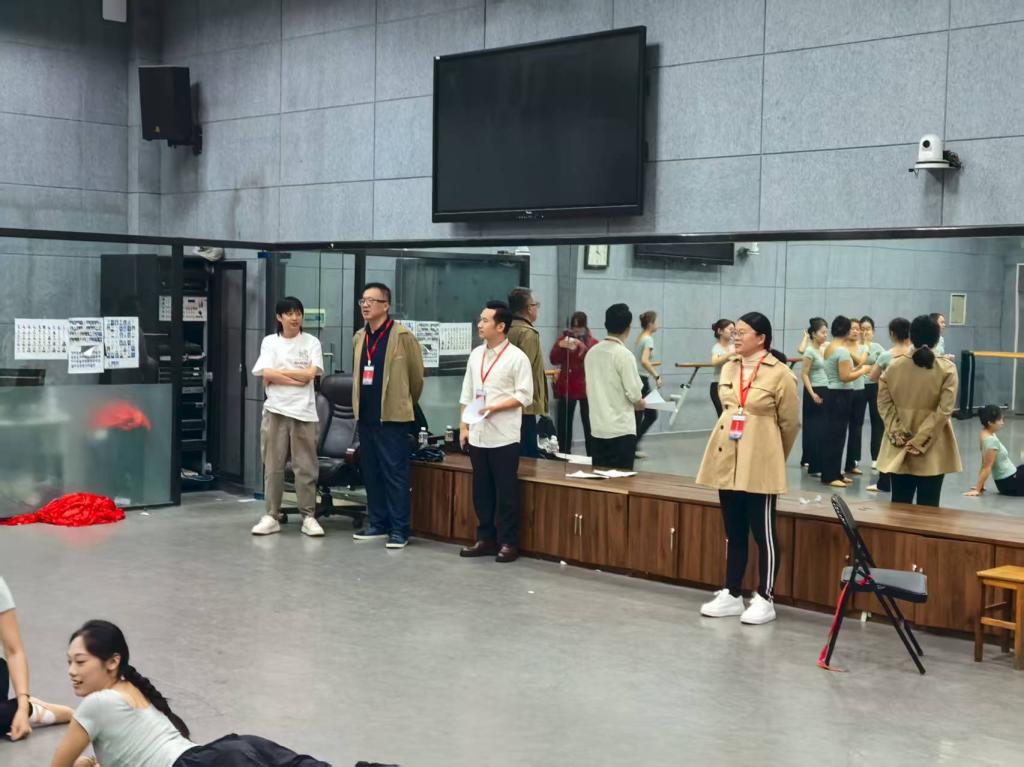 皇冠体体育官网
