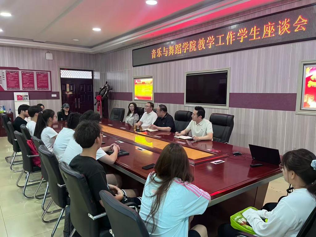 皇冠体体育官网